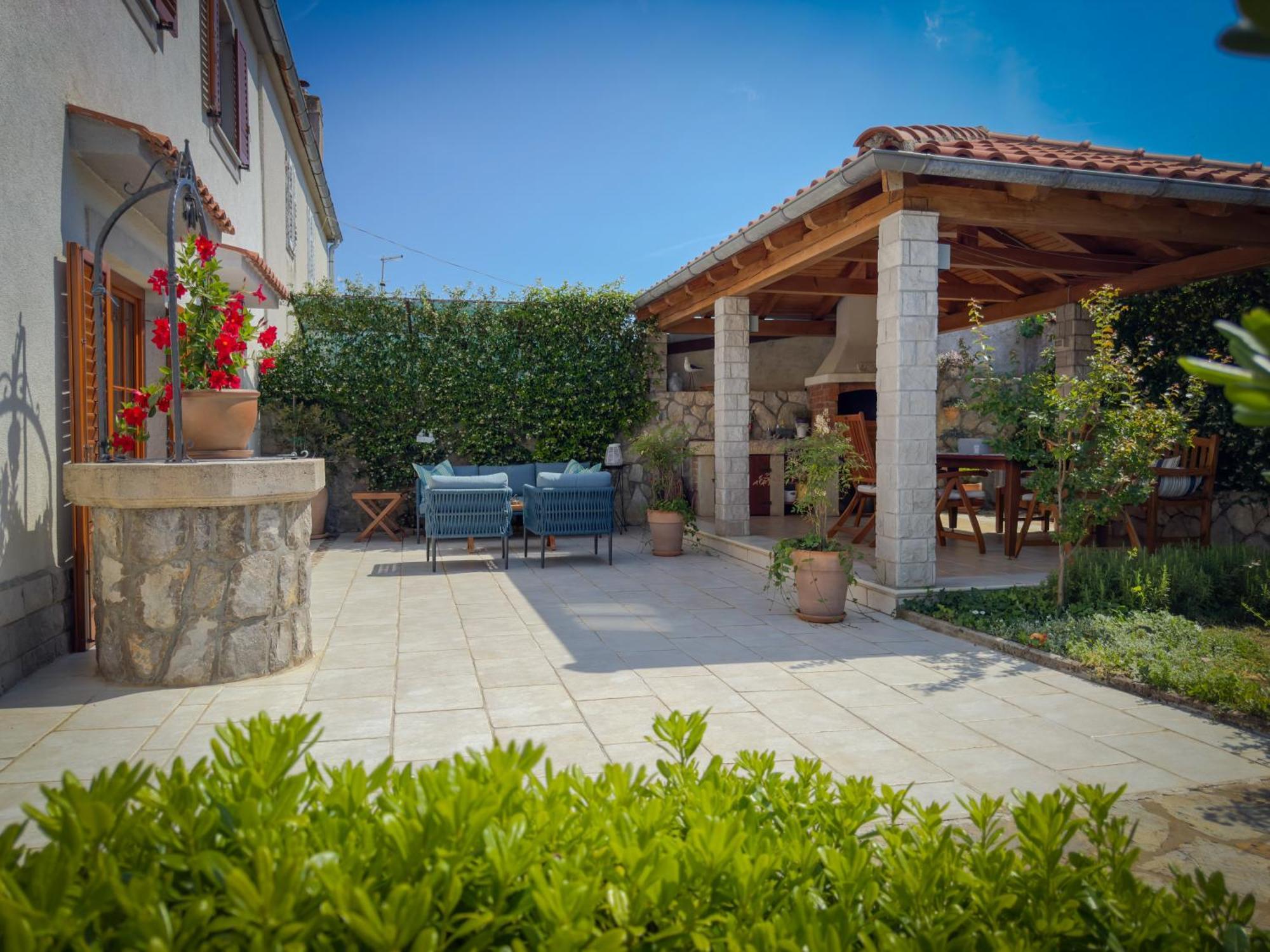 Holiday Home Lavanda Kornić Екстериор снимка